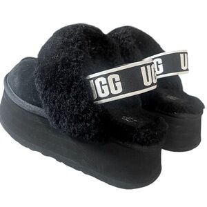 UGG Funkette platform slides. 
Black, Size 6